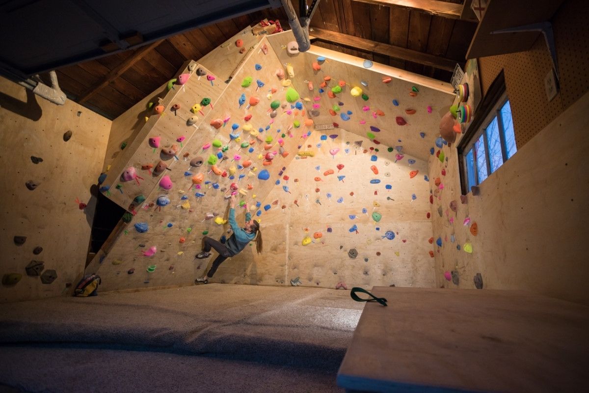 The Best Home Bouldering Wall Design